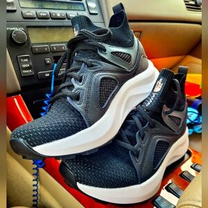 The North Face Women's Luxe Hypnum Athletic Shoes